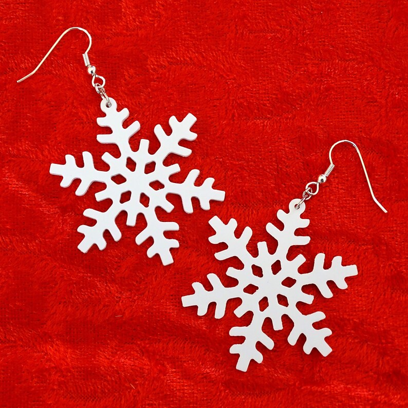 Snowflake earrings image 1