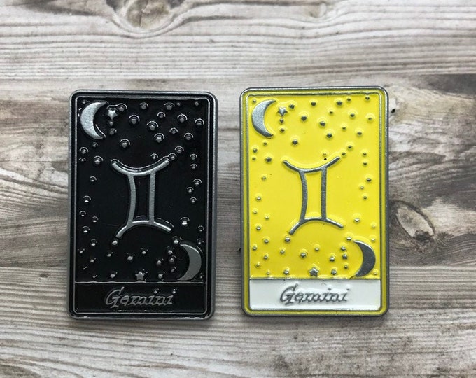 Gemini Tarot Card Enamel Pin: Zodiac Star Sign Badge