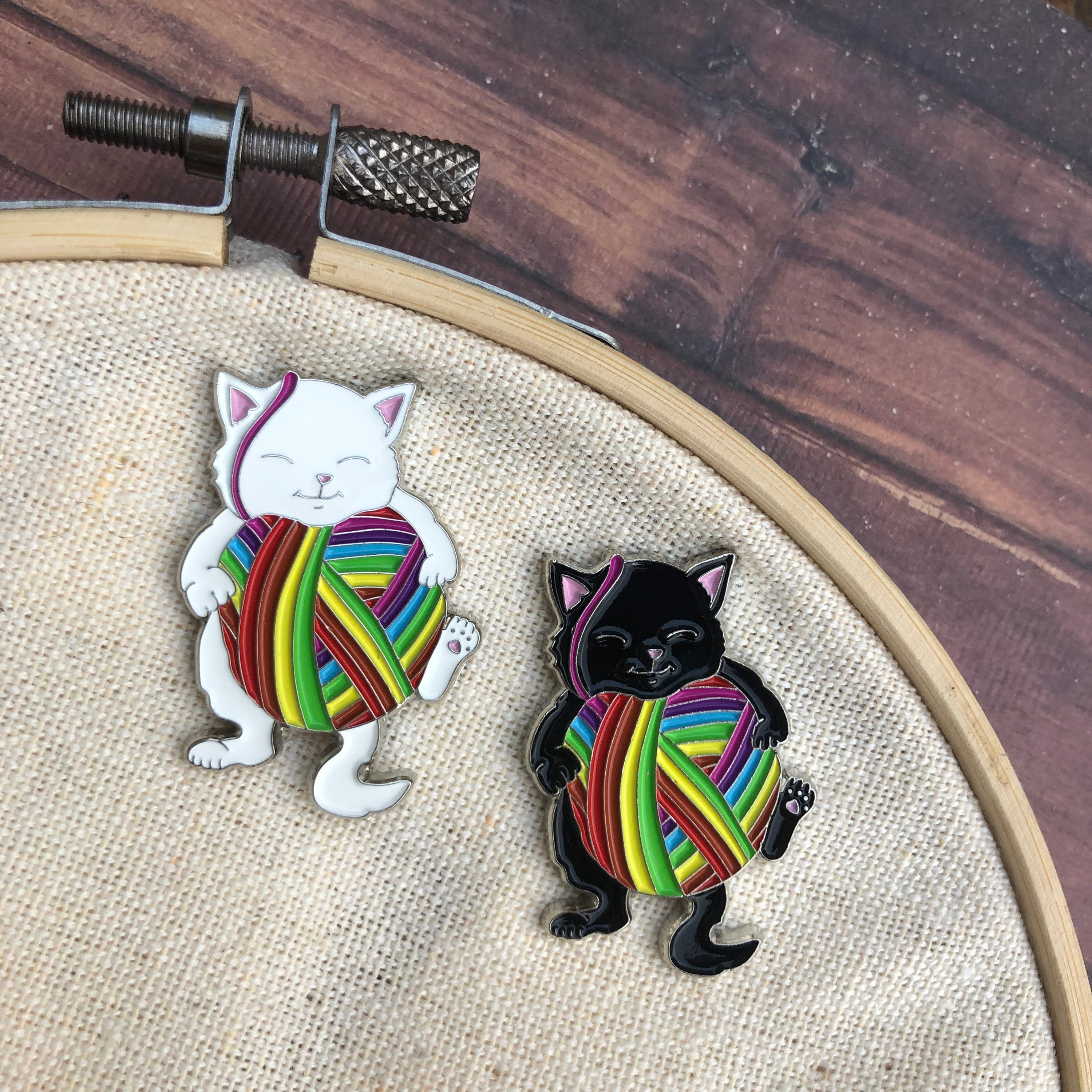 DPXWCCH Magnetic Sewing Needle Case Butterfly and Cute Cat Needle Minder  for Cross Stitch Embroidery Needlecraft