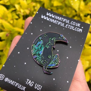 Rainbow Metal Wolf Howling to Moon Enamel Pin | Crystals, Moon Badge | Gift | Lapel Pin, Badge |  Gift