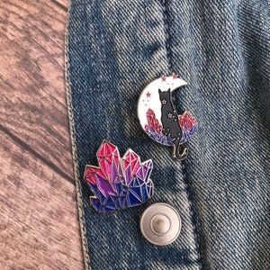 Bisexual Pride Flagge Kristall und Katze Glitzer Emaille Pin Set of Two oder einzeln Anstecknadel, Anstecker LGBTQ Bi Pin Bild 2