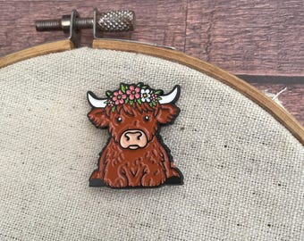 Needle Minder, Flower Crown Highland Cow | Craft, Cross Stitching Needle Nanny Magnetic