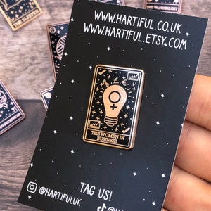 Emaille pins voor tarotkaarten The Women in Business | Cadeau | Reversspeld, badge | Hard email: