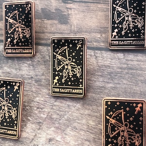 Die Schütze Emaille Pin | Tarot Horoskop Karten | Geschenk | Abzeichen |