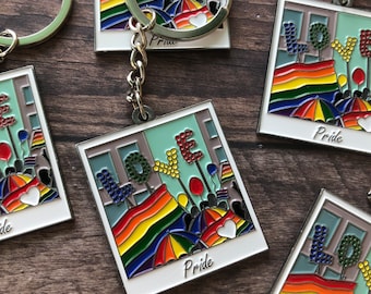 Keychain Pride Photograph LGBT | Enamel Keyring | LGBTQI+ Rainbow