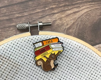 Squirrel Hoarder, Book Stack NEEDLE Minder | Enamel  Gift