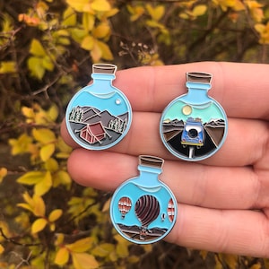 Lot de 3 épingles en émail pour potion Wanderlust | Voyages, envie de voyager |  Cadeau | Épinglette, insigne |  Cadeau