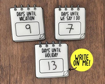 Personalised Countdown Enamel Pin – Custom Engraved Reusable Whiteboard Calendar Pin – Days Until Holiday, Wedding, Birthday Countdown