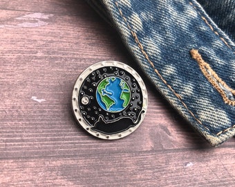 Space Cat Coming Home Enamel Pin | Outer Space | Galaxy, Planets, Stars | Space Explorer | Lapel Pin, Badge | Earth Gift