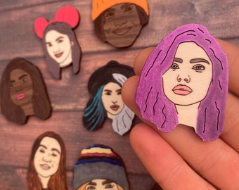 Customised Face Wood Magnet | Customised Fridge Magnet from Photograph | Gift | Engraved and Hand Painted