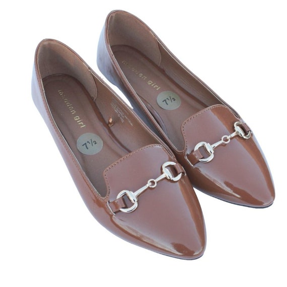 Madden Girl Cognac Brown Patent Leather Flats Poi… - image 1