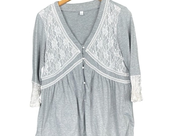Blusa túnica gris para mujer, talla L, con ribete de encaje, mangas acampanadas, escote en V, estilo cottagecore, suave y boho chic.