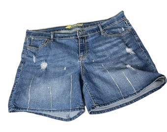Y2K Boyfriend High Rise Denim Shorts Women Size 14 Reg Dark Wash Distressed Paint Accents Festival Casual
