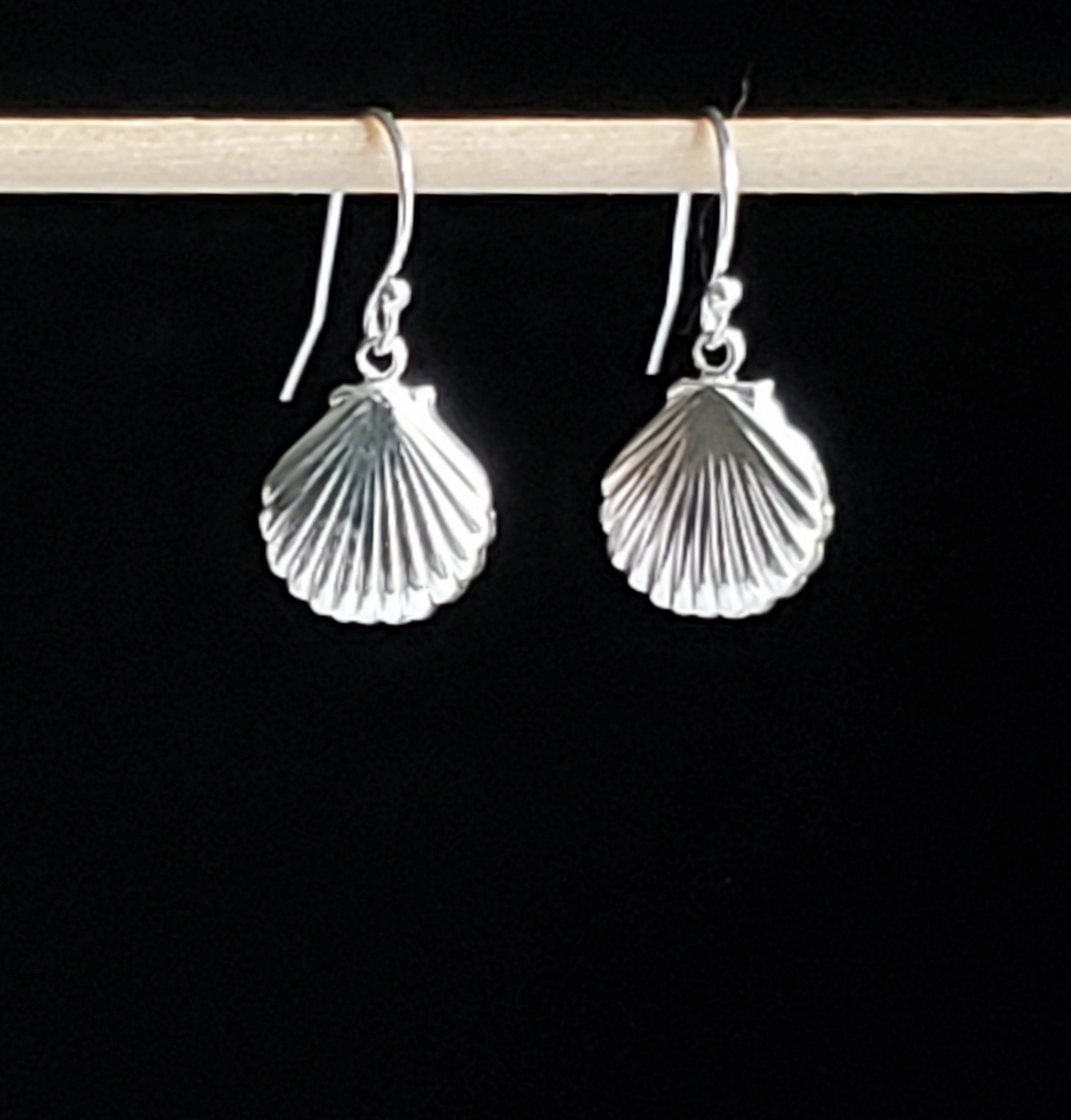 925 Sterling Silver Small Scallop Shell Earrings With 925