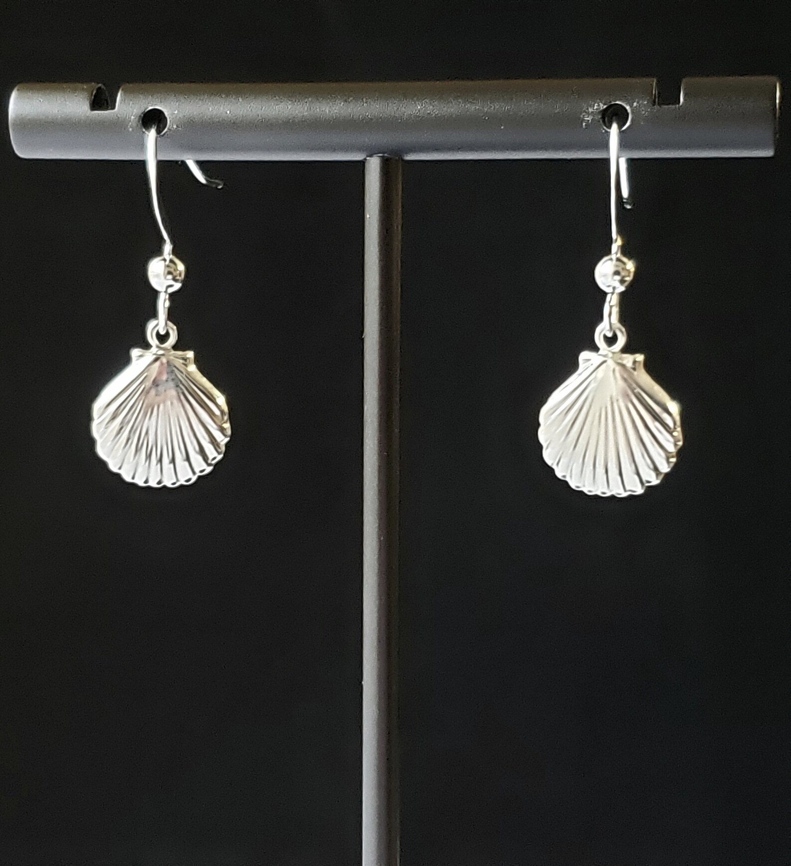 Orecchini Pendenti A Conchiglia Di Capesante In Argento 925 – Fatti A Mano – Drop Shells