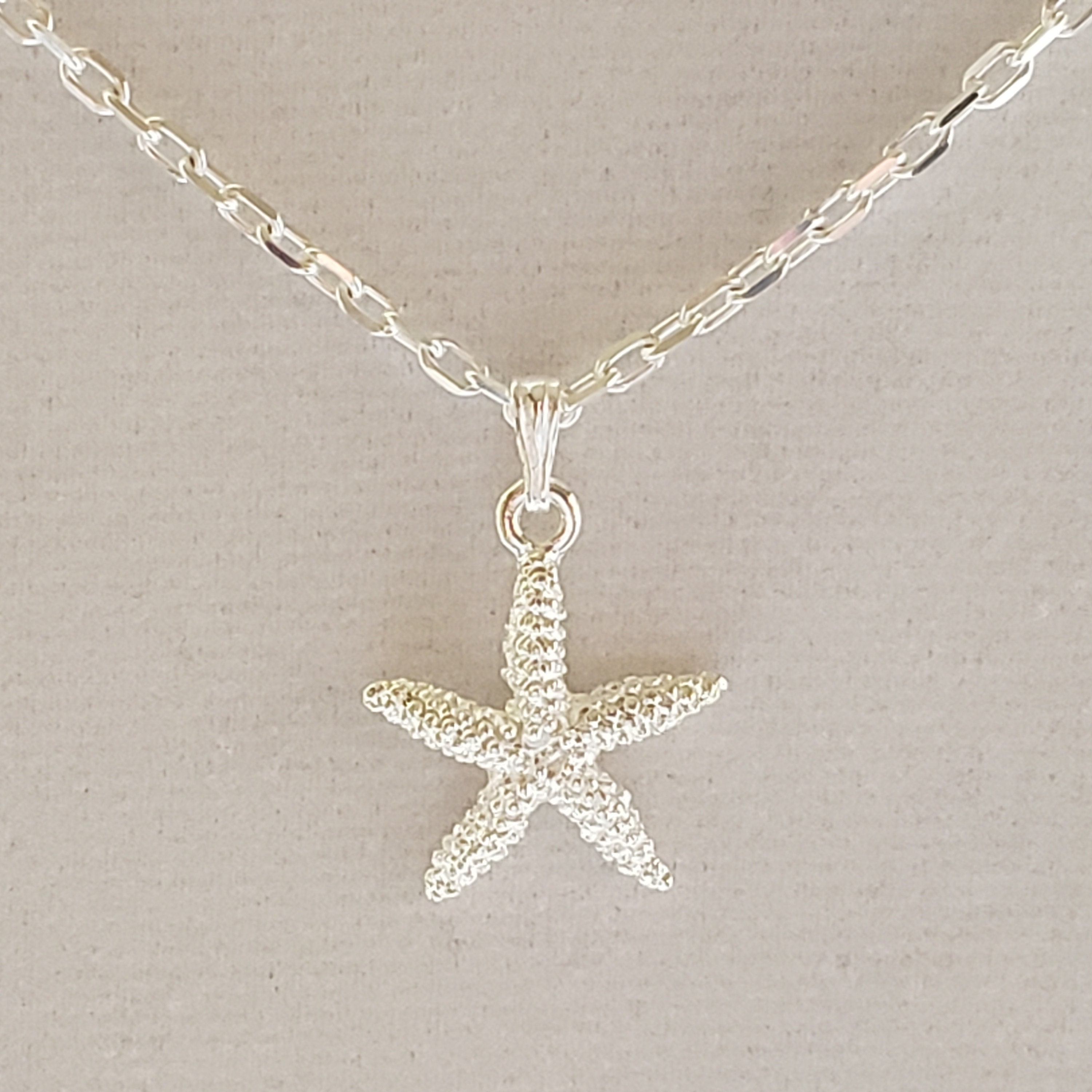 Starfish Pendant Necklace in Hammered 925 Sterling Silver Etsy