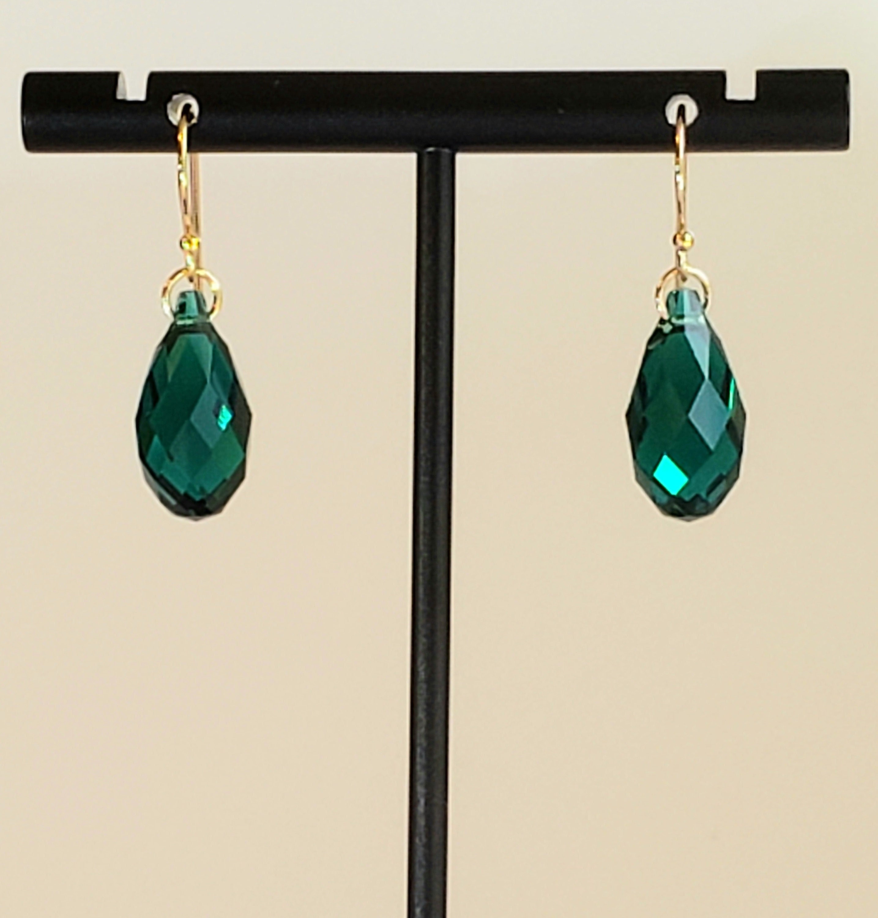 アクセサリー Jane Crystal Passion のエメラルド グリーンのファセット 17 mm ティア