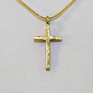 FashionJunkie4Life 18" Sterling Silver Hammered Cross Pendant Necklace - Religious