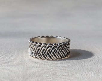 Harper Thicc ~ Silver braided cigar ring