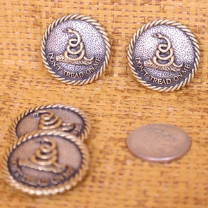 4-C601 Don&#39;t Tread on Me Conchos 1 1/4&quot; Screw Back