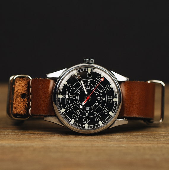 black aviator watch