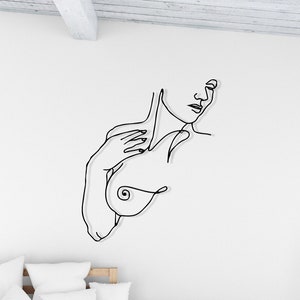 Minimalist Metal Line Art: Woman Figure Wall Decor