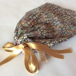 Liberty Morris bronze/copper scales make-up kit