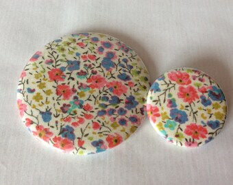 Mirror magnet badge Liberty Phoebe pastel