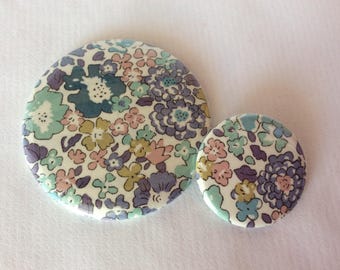 Mirror magnet badge Liberty Michele mint blue