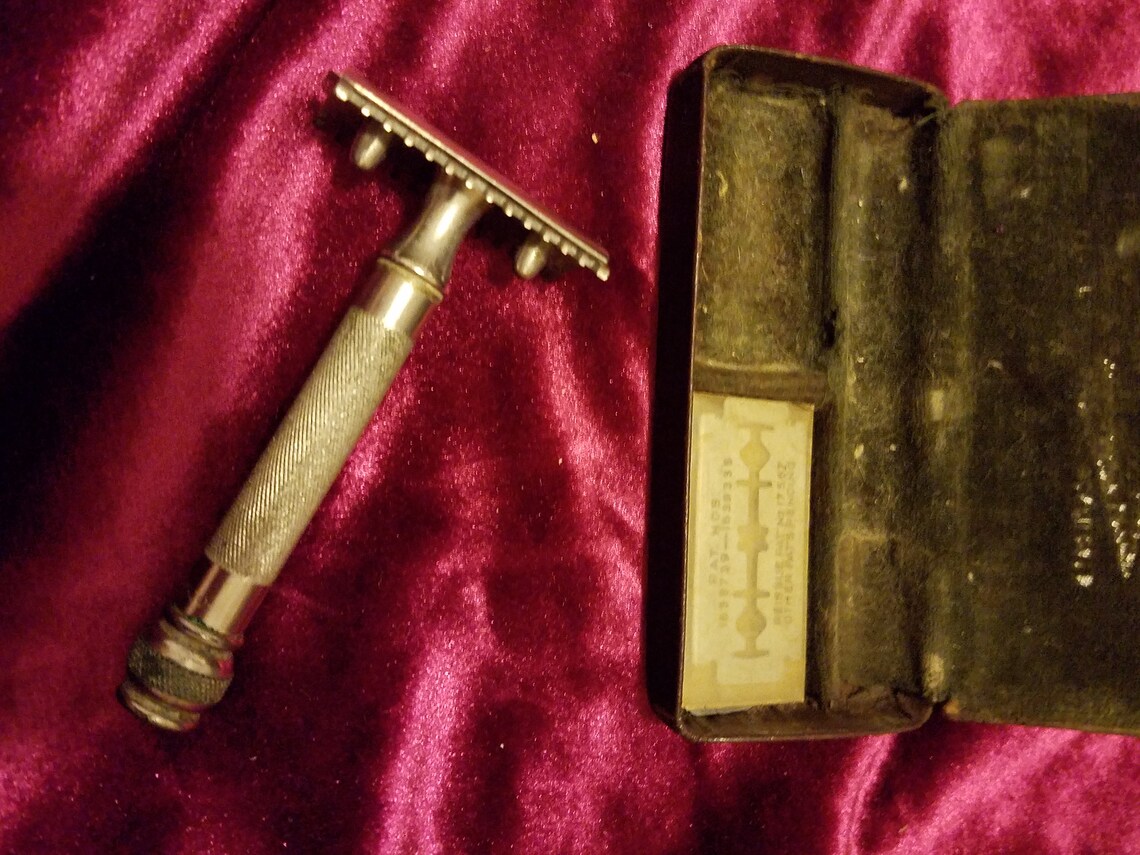 Vintage Gillette Travel Razor Leather Case Free Shipping Etsy