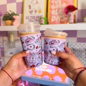 Lucky girl Iced Coffee Sleeve| Drink Cozie| Western Coquette Coffee Holder| Reusable Drink Holder| Iced Coffee Holder