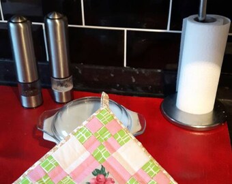 Pink Lemonade quilted pot holder