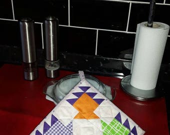 Biscuit Baskets quilted pot holder