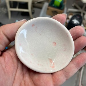 3” white pink speckled plate A283