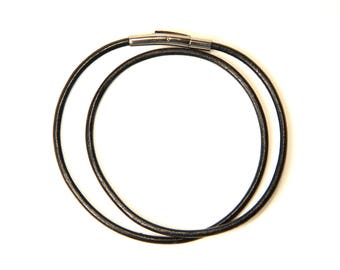 Schwarze Lederbandkette, 3 mm, auf Bestellung nach Wunsch in den Größen 14,5, 16, 18, 20, 24, 26, 28, 30, 32, 34 Zoll
