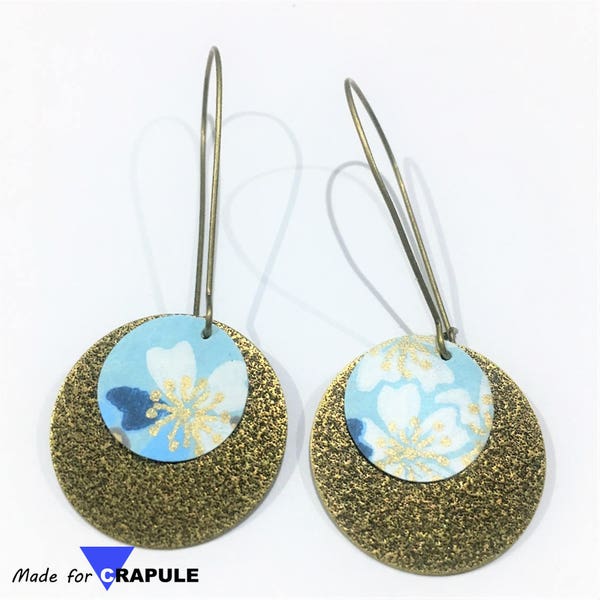 Boucles d'oreille/ Bronze et sequin fleuri/ idée cadeau