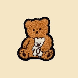 Adorable Fluffy Bear Holding the Doll Sew On Patch/Teddy Bear Lover Gift/DIY Embroidery/Decorative Patch/Embroidered Applique/Applique Motif