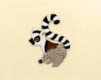 Lemur Iron-On Patch/Nature Animal Badge/Lemur Badge/Decorative Patch/DIY Embroidery/Embroidered Applique/Cute Patch/Animal Lover Gift