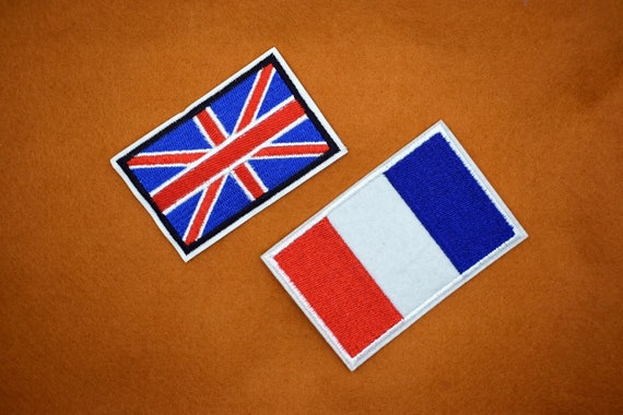 Scudo Francese con Patch Velkro - Bandiera Francese 100% Ricamata per abbigliamento - Patch paesi e Bandiere Europee - Patch per zaini - Scudo Francia 75 x 65 mm