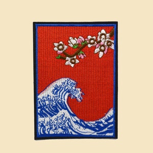 Large Kanagawa Wave Iron-On Patch/Japan Art Patch/Sea Wave Patch/Hokusai Ukiyo-e Art Patch/DIY Embroidery/Embroidered Applique/Japanese Gift