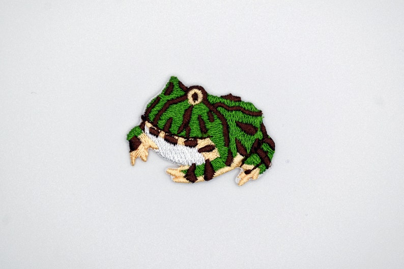 Iron-On Ceratophrys Patch/South American Horned Frog/Animal Badge/Decorative Patch/DIY Embroidery/Embroidered Applique/Frog Lover Gift image 2