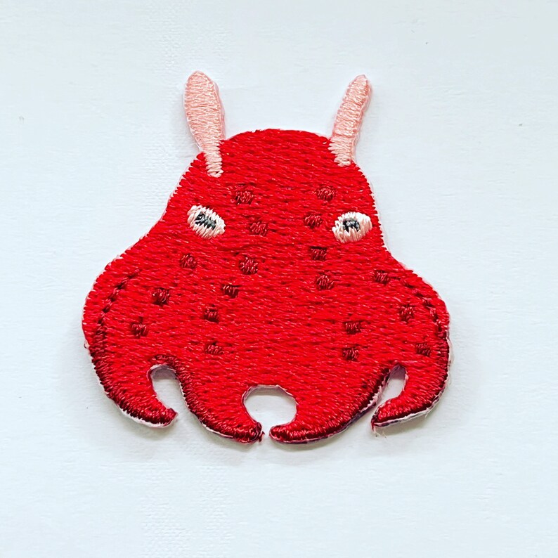 Iron-On Red Octopus Patch/Octopus Lover Gift/Octopus Badge/Ocean Lover Gift/Ocean Enthusiasts Gift/DIY Must-have/Red Octopus/Sealife Lover image 2