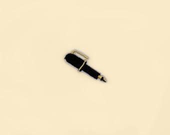 Iron-On Fountain Pen Patch – Mini Embroidered Writing Applique for Journaling & Pen Lover Gifts