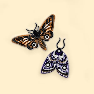 Iron-On Colourful Hawk Moth Patch/Insect Badge/Moth Badge/Decorative Patch/DIY Embroidery/Embroidered Applique/Insect Lover Gift/Entomophile