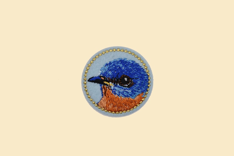 Iron-On bird patch/Sparrow badge/DIY Embroidery/Birds Patch/Embroidered Applique/Birds Lover Gift/Applique Motif/Parrot Lover Gift/Blue Bird Blue Bird