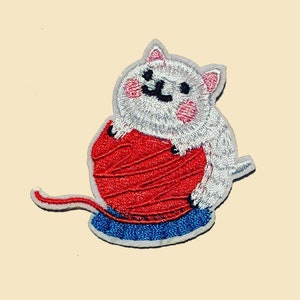 Iron-On Derpy Cat Patch/Animal Badge/DIY Embroidery/Patch for Jacket/Embroidered Applique/Cat Lover/Applique Motif/White Cat/Kawaii Cat