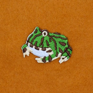 Iron-On Ceratophrys Patch/South American Horned Frog/Animal Badge/Decorative Patch/DIY Embroidery/Embroidered Applique/Frog Lover Gift image 3