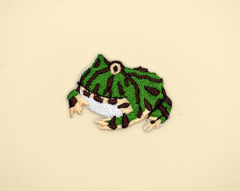 Iron-On Ceratophrys Patch/South American Horned Frog/Animal Badge/Decorative Patch/DIY Embroidery/Embroidered Applique/Frog Lover Gift