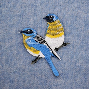 Iron-On Two Eastern BluebirdsPatch/Animal Badge/DIY Embroidery/Decorative Patch/Embroidered Applique/Applique Motif/Garden Birds Lover Gift image 4