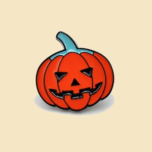 Przypinki z dynią na Halloween/przypinki z dynią emaliowaną/prezent dla miłośników Halloween/odznaka z dynią/odznaka emaliowana/prezent dla gotyków/strasznie słodki/prezent jesienny/straszny prezent